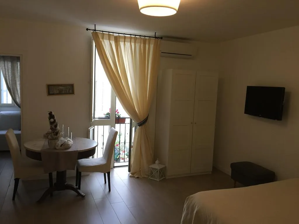 Cosy Home Napoli Naples